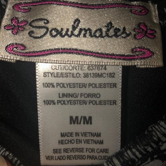 Soulmates boutique Tea-length skirt. - Picture 2 of 2